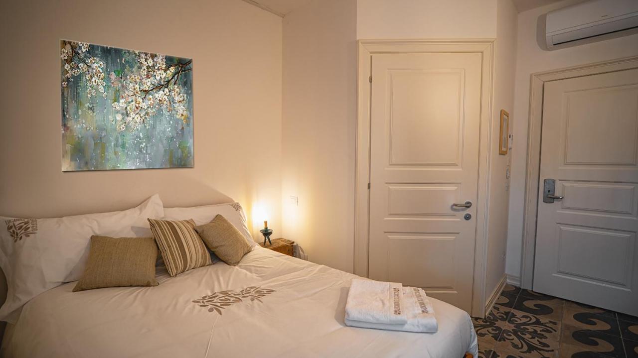 Locanda Dell'Oleificio Mezzane di Sotto Bagian luar foto
