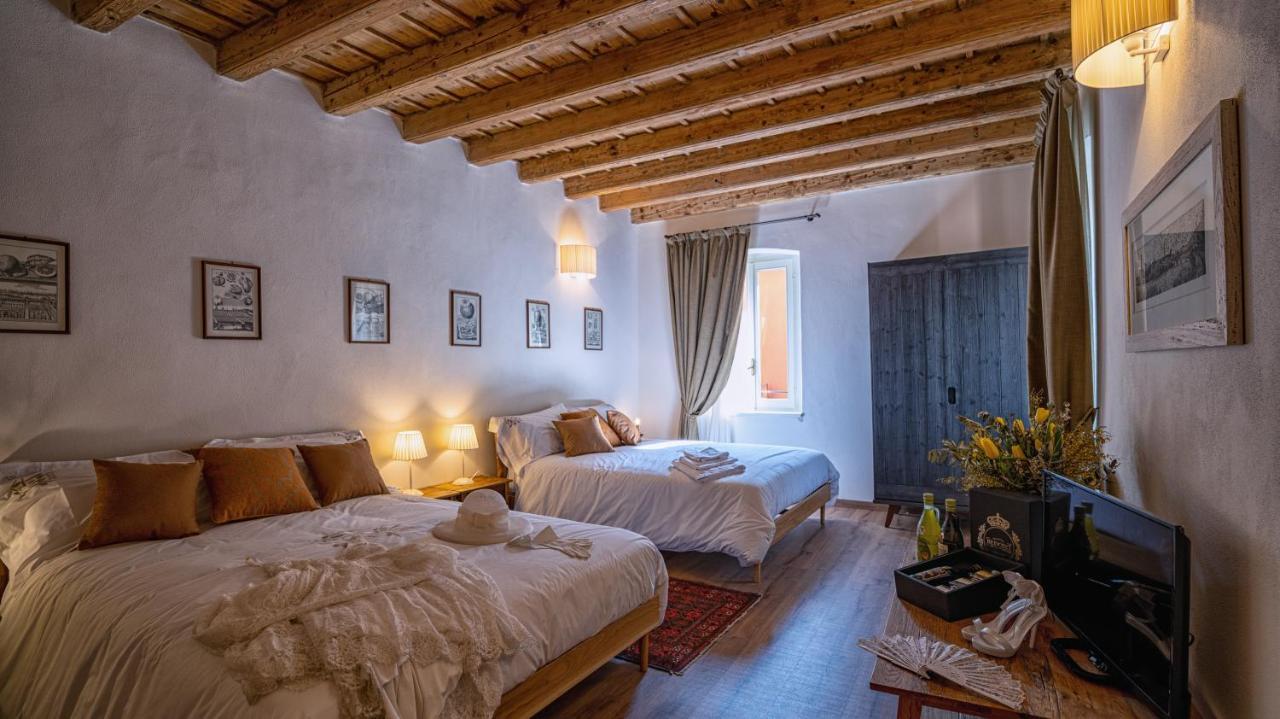 Locanda Dell'Oleificio Mezzane di Sotto Bagian luar foto